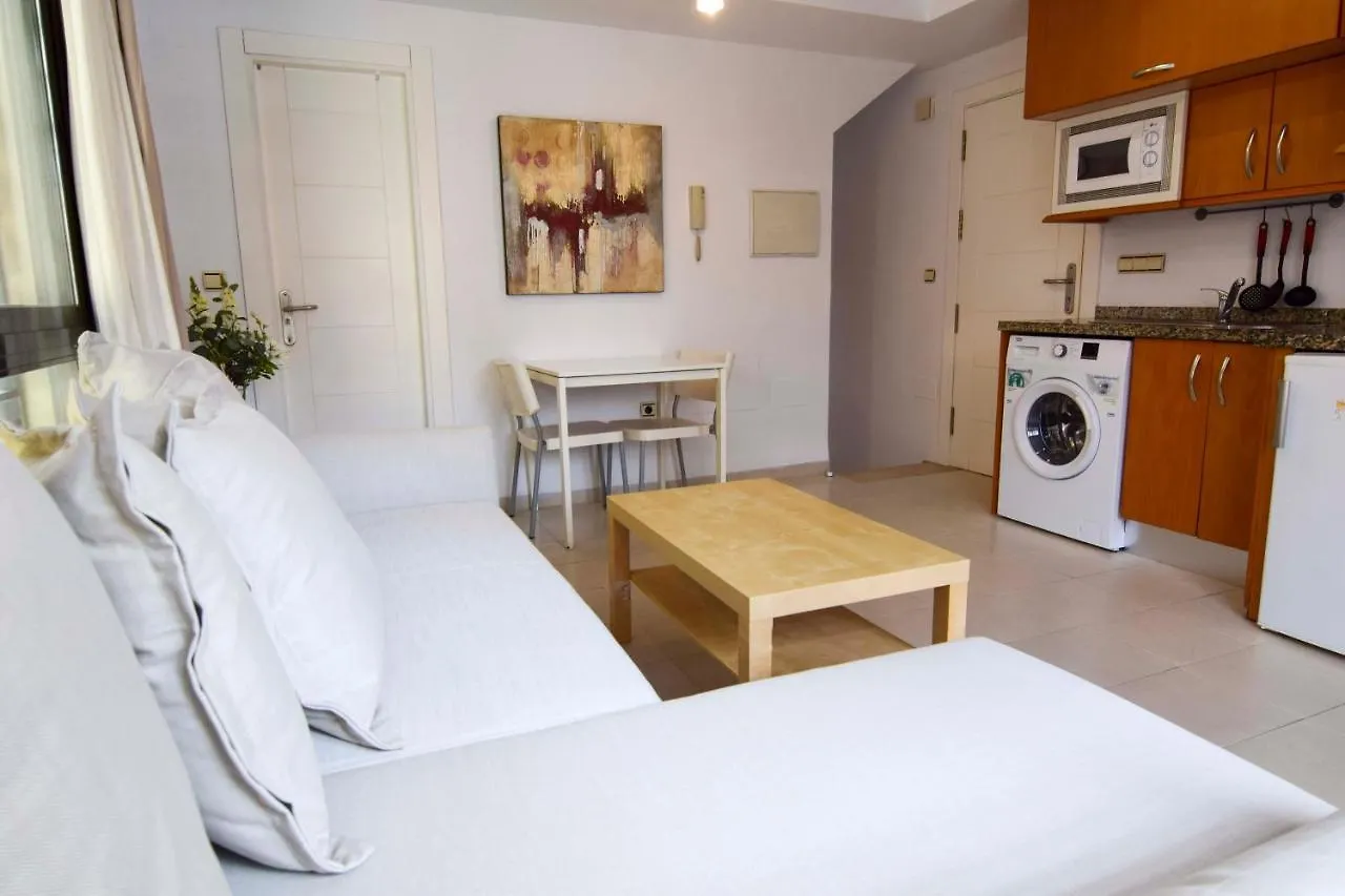 Letmalaga Economy Jabega Apartment 0*, Malaga