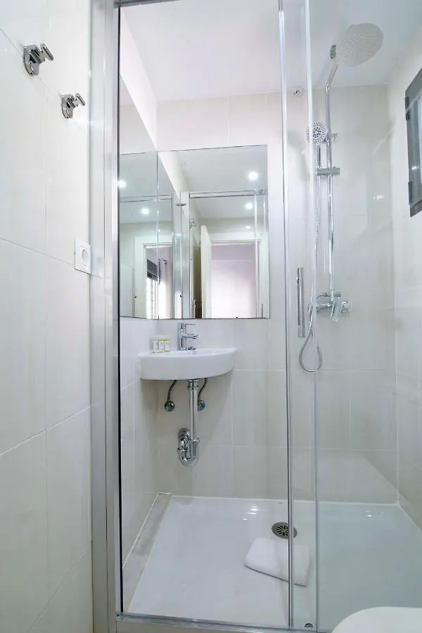 Letmalaga Economy Jabega Apartment 0*, Malaga